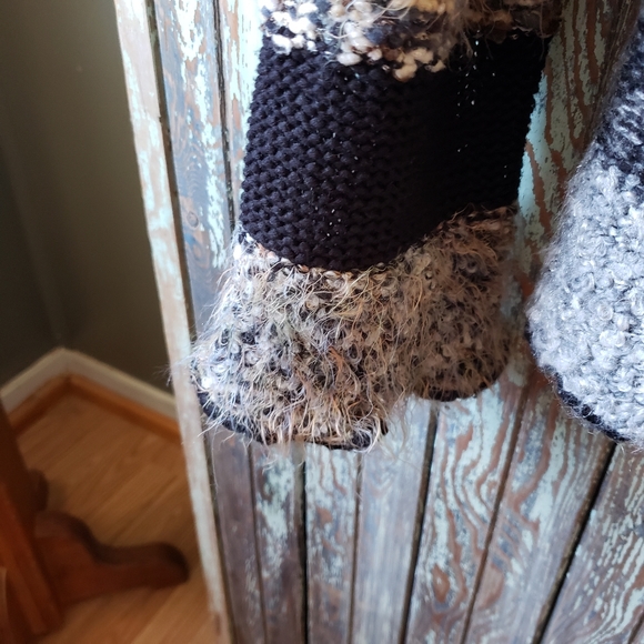 Splendor Size XL Button Down Sweater - Picture 5 of 8